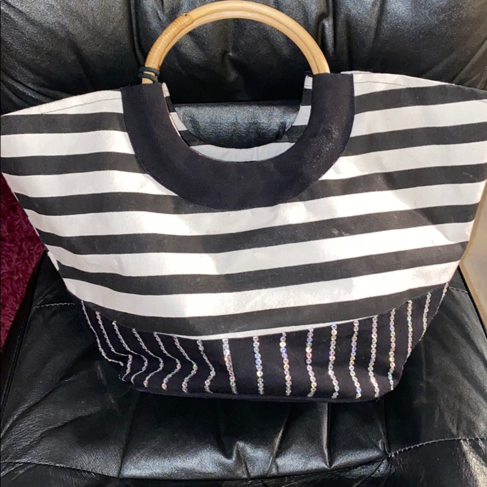 Black and white bag